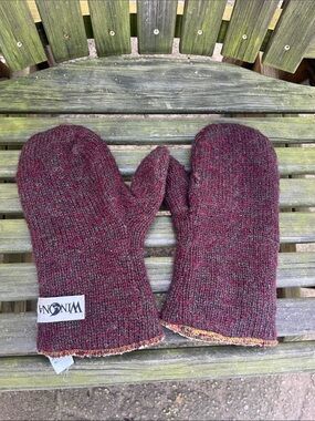 Winona Knits Wool Blend Mittens - Burgundy